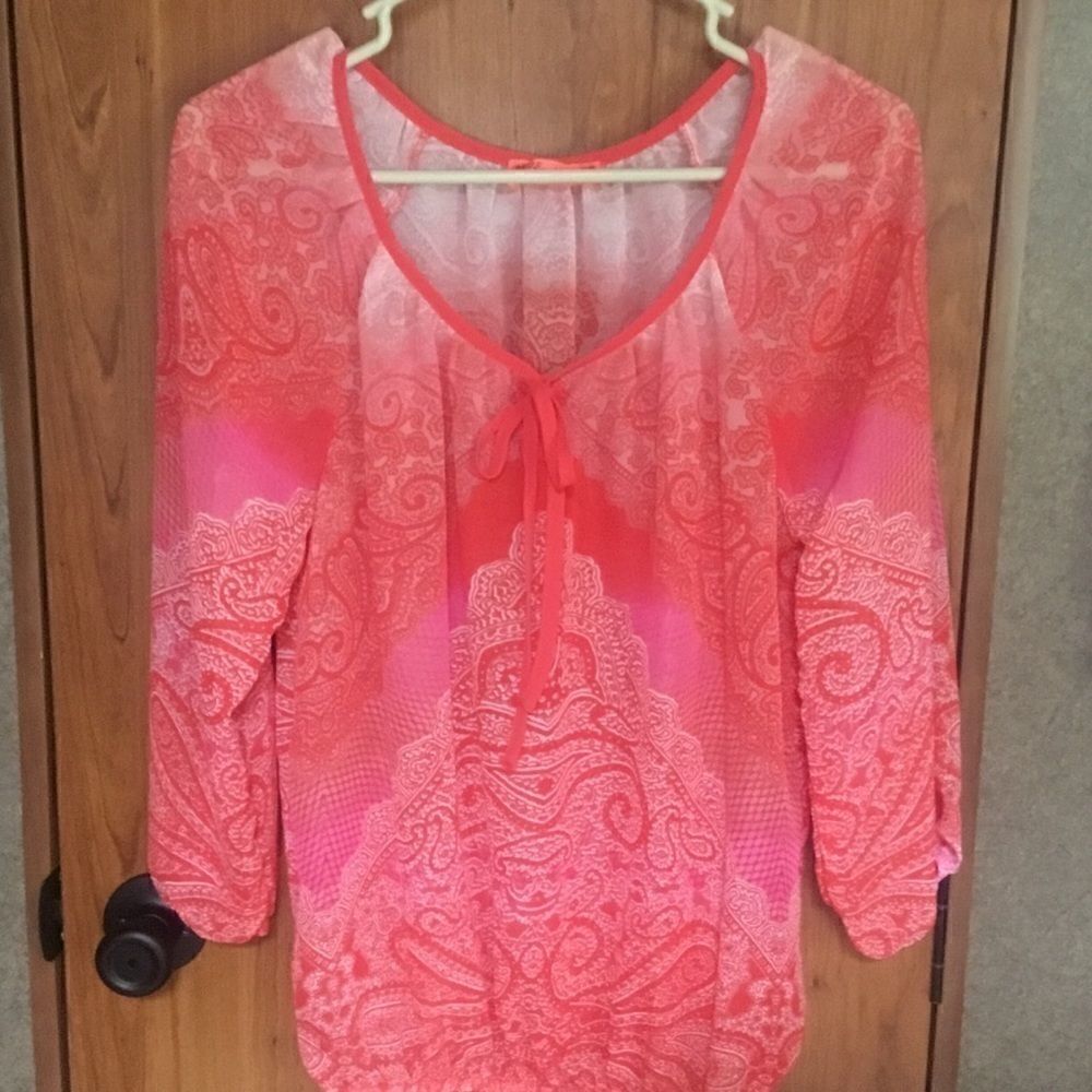I Live To Be Spoiled Brand Women’s M Blouse